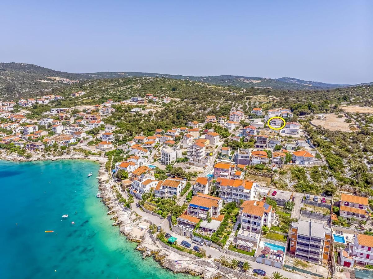 Apartment Mezaroca Rogoznica  Ngoại thất bức ảnh