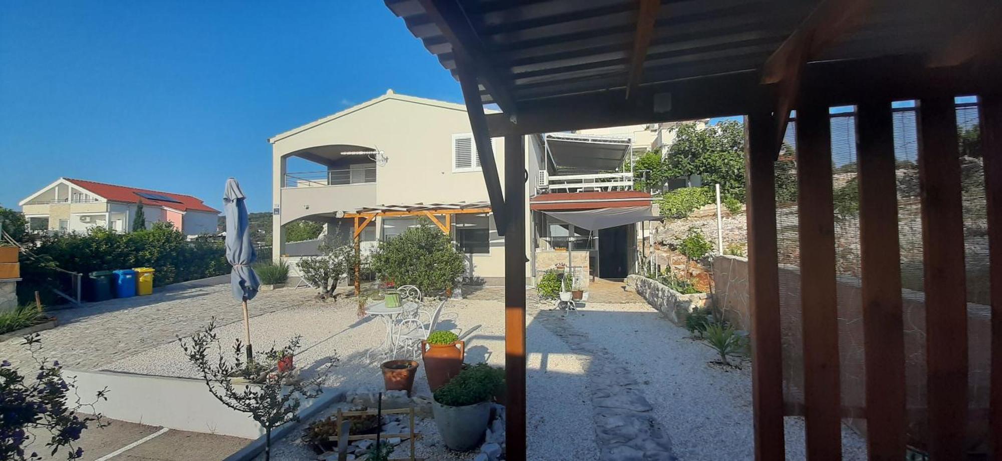 Apartment Mezaroca Rogoznica  Ngoại thất bức ảnh