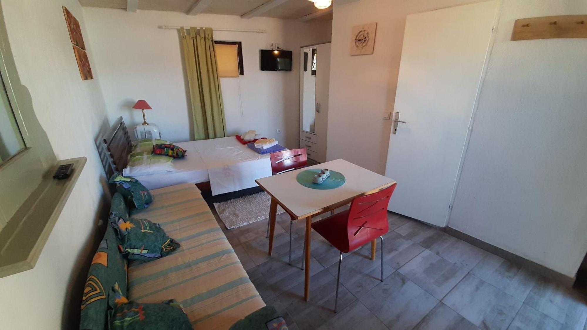 Apartment Mezaroca Rogoznica  Ngoại thất bức ảnh